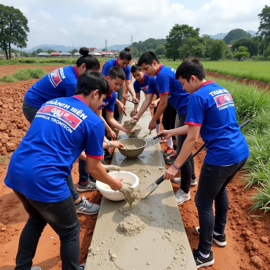 CLB Thanh Niên Tình Nguyện tham gia xây dựng nông thôn mới