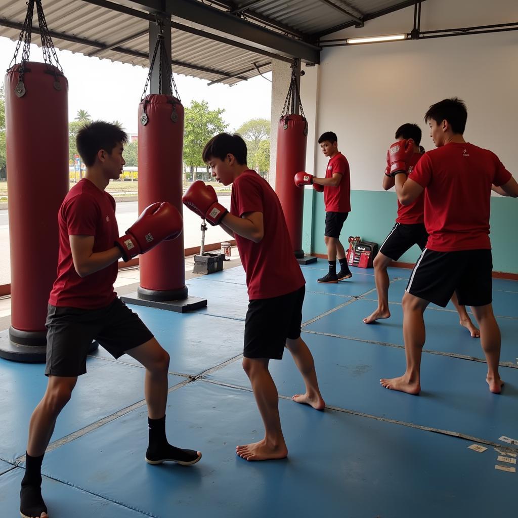 Học viên luyện tập tại CLB boxing Long Khánh.